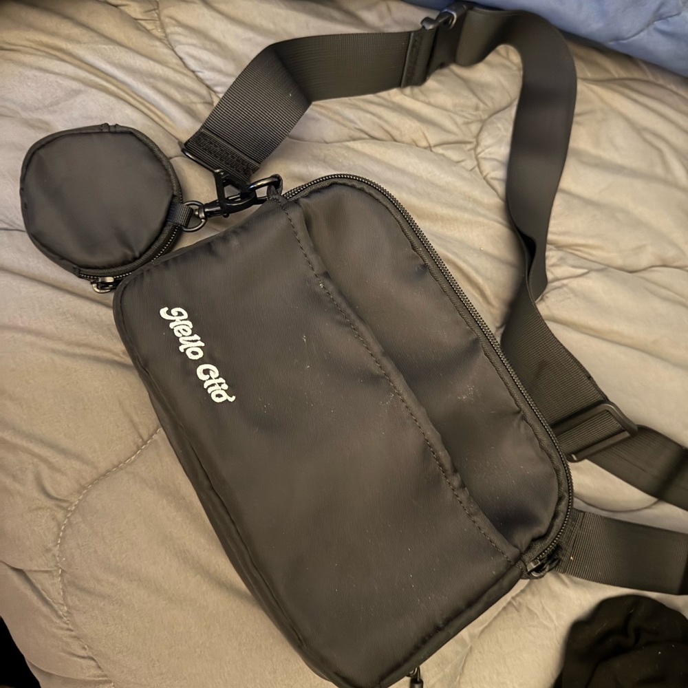 Hello Clio Kindle Belt Bag